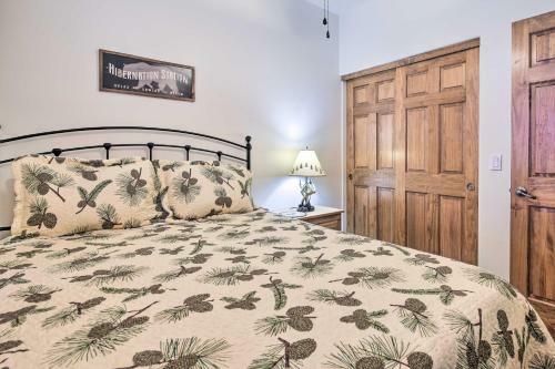 Apartamento Show Low Condo With Private Balcony And Views!