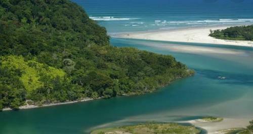Casa Em Bertioga Praia de Borac�ia Com Piscina