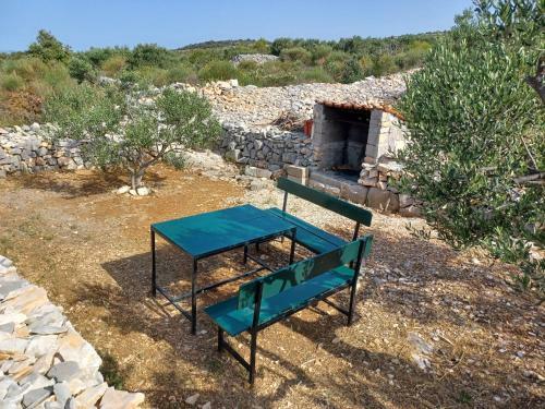 Agroturismo Robinzonski Smje?taj Tiha Draga
