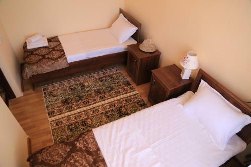 Hostal Nihol Hotel