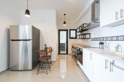 Luxury Apartment With Sea View By Airsuite