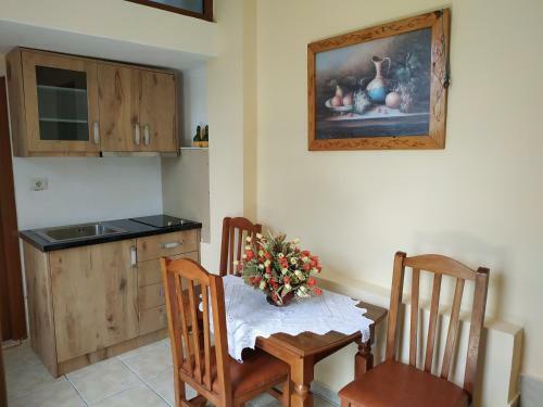 Casa Qeparo