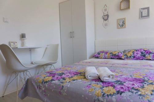 Hostal Apartmani Ogi 1