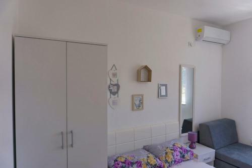 Hostal Apartmani Ogi 1