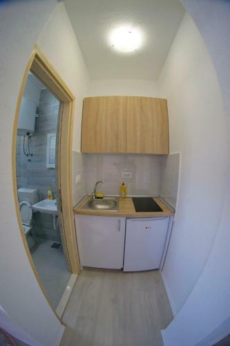Hostal Apartmani Ogi 1