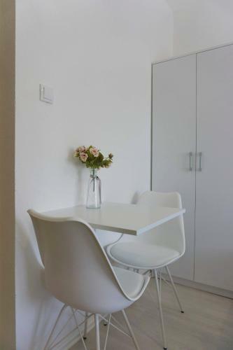 Hostal Apartmani Ogi 1