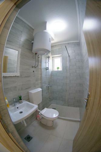 Hostal Apartmani Ogi 1