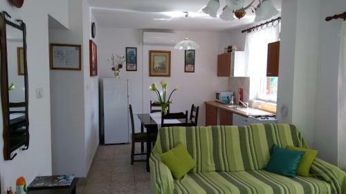 Apartman Ru?a