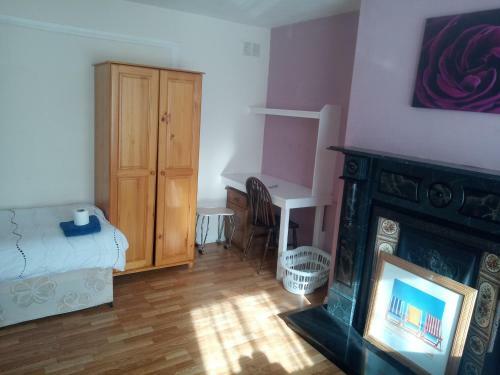 Albergue Avondale Accommodation