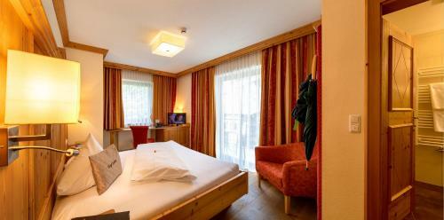 Hotel Alpendorf