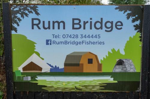 The Moat Lake Glamping Pod