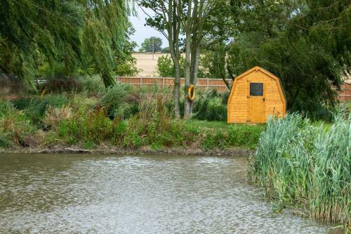 The Moat Lake Glamping Pod