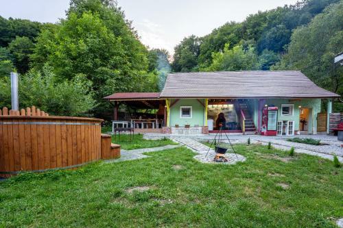 Lodge Cabana Vesel?