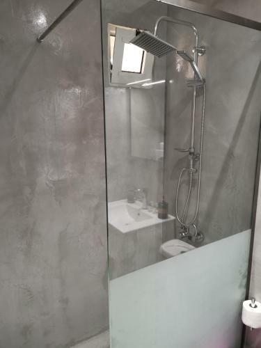 Apartamento Modern Studio 20 Meters From Sea. Garden View.