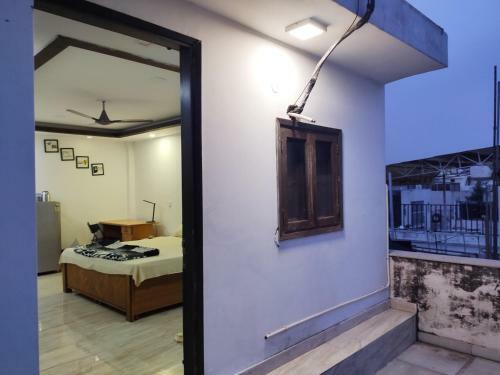 Rooftop Apartment Centrally Located