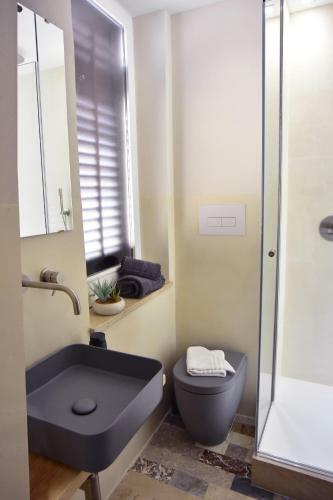 Hostal Casa Tresca - Holiday Accommodations