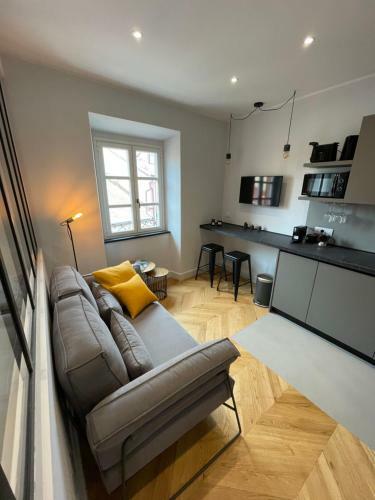 Mare E Cielo Luxury Apartment (1br)