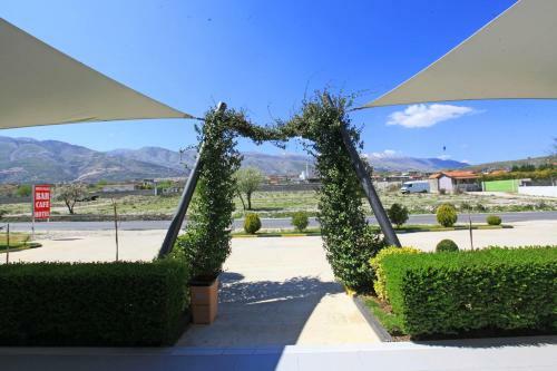 White Palace Hotel