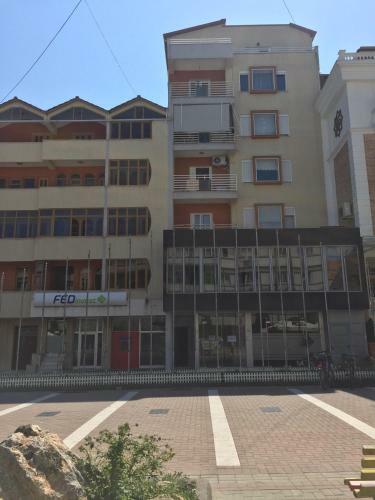 Lake View Apartment! 200m2