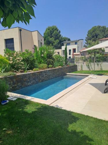 Apartamento [maison Chaleureuse] * Centre Aix-en-provence * Parking