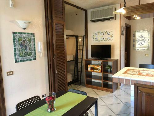 Adele's Apartment - Mulinia Residence
