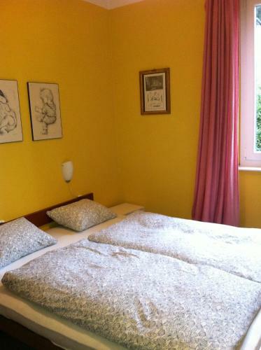 Hostal Pensione Agra