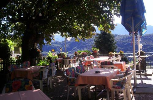 Hostal Pensione Agra