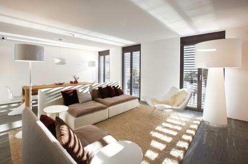 Seven Apartments