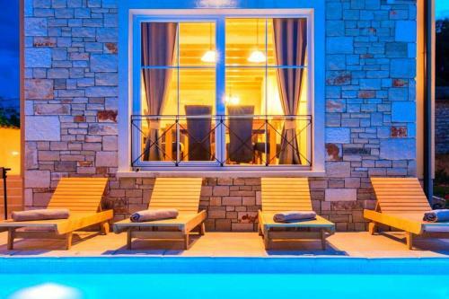 Villa Aurelia - 4 Sterne Mit Privatem Pool & Meerblick