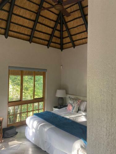 Kruger Park Lodge - Ikz2 - 3 Bedroom Chalet