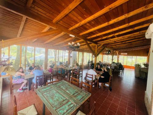 Albergue Hospeder�a Monta�a Morciguillinas