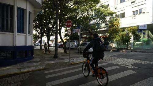 Apartamento Loft Centro/�rea Militar, 200m Gas�met/embarcadero
