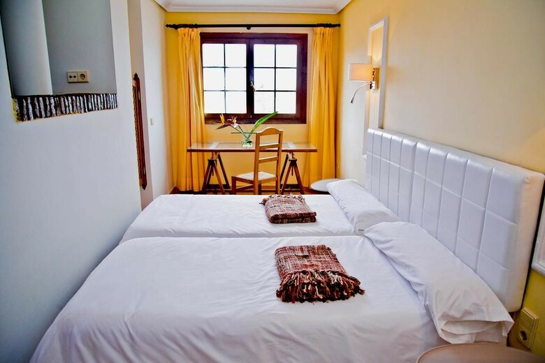 Hotel Complejo Bah�a Sur