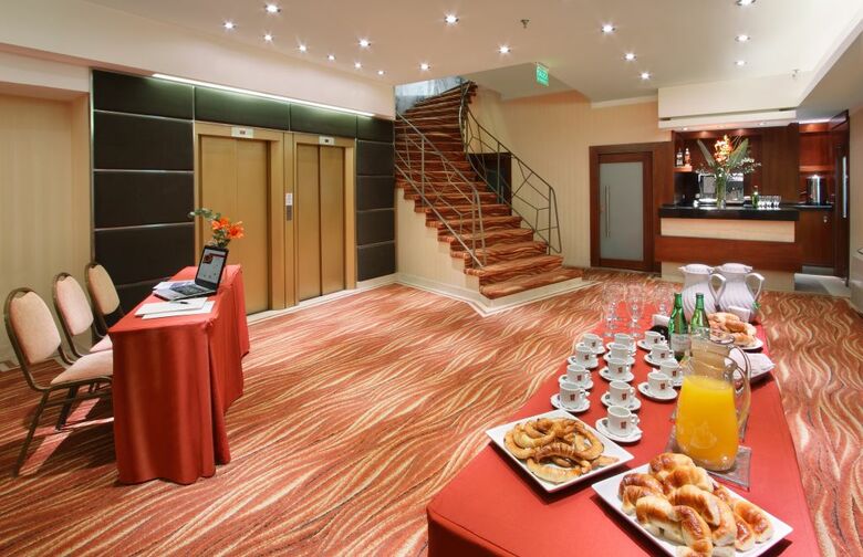 Hotel Sheltown