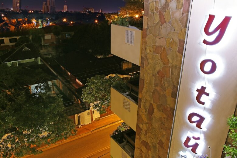 Yotau All Suites Hotel