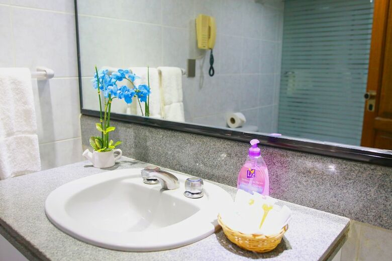 Yotau All Suites Hotel