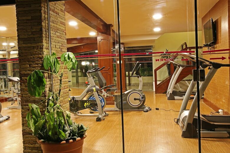 Yotau All Suites Hotel