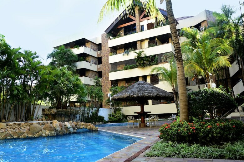 Yotau All Suites Hotel