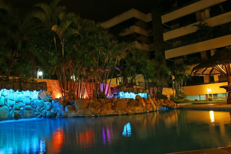 Yotau All Suites Hotel