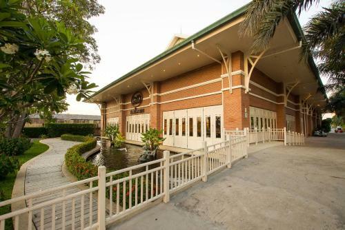 Hotel Buddy Oriental Riverside Pakkret