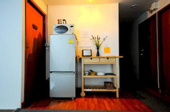 Hostal Room@doze