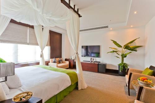 Hotel The Loft Seaside Suites