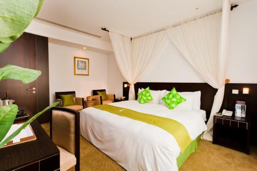 Hotel The Loft Seaside Suites