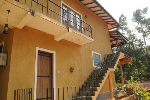 Hostal Kuru Ganga Villa