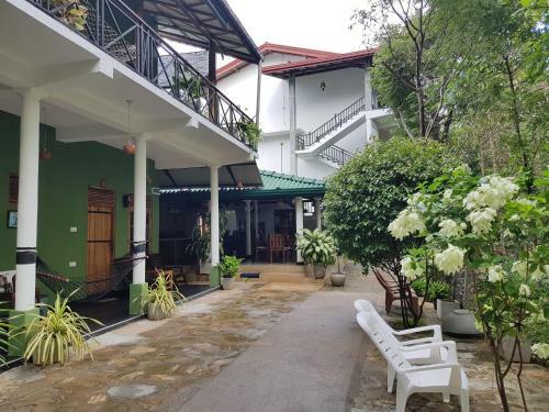 Hostal Nature House