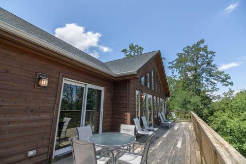 5 O'clock Somewhere - Between Boone & Blowing Rock, Has Hot Tub, Pool Table And Great Views!