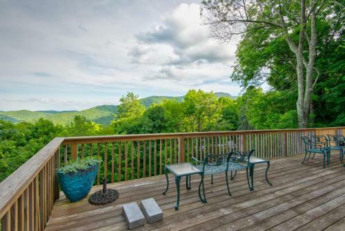 A Big View Great Seven Devils Home Beautiful Decor Great Views Hot Tub