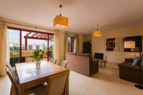 Apartamento Sotogrande Marina 3 Br Duplex With Large Terrace