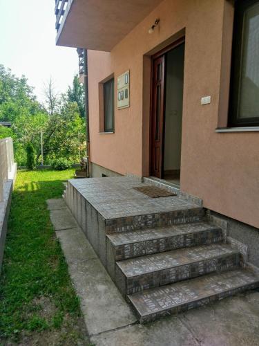 Apartman Jovanovi? 1