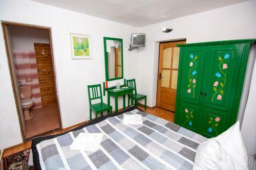 Hostal Pension Csom�d